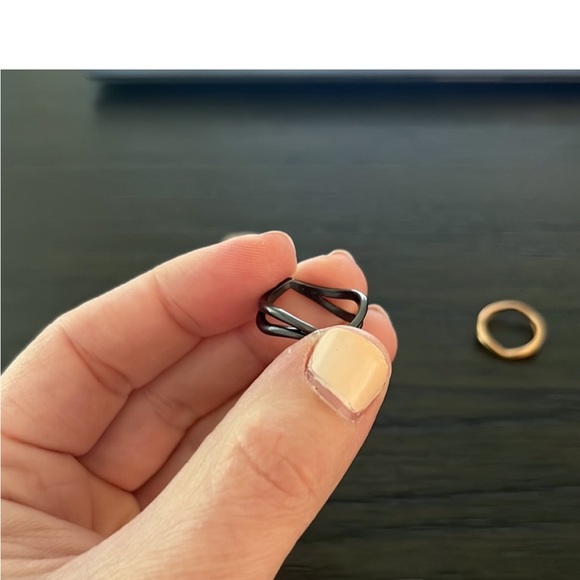 Kendra Scott set of 3 midi rings size 7 - Picture 5 of 7